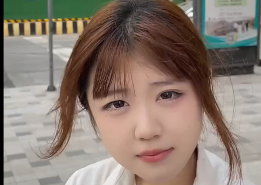 给微胖女哥们下药爆操