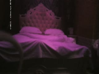 [亞洲無碼] 女人坑女人，戏水游泳馆女士更衣间真实偷拍，高颜女神级姐妹俩换衣，很养眼[116 MP4 1005MB]