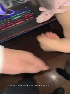 新作 [有碼] [HD 7.8G] [中字] SONE985 我在成人影片行业的工作，当我在工作中勃起时，老板就会用她那傲人的K罩杯巨乳帮我打飞机！鷲尾芽衣