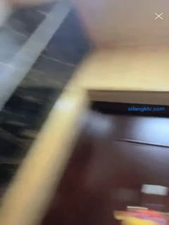 医院地下停车场车震内射