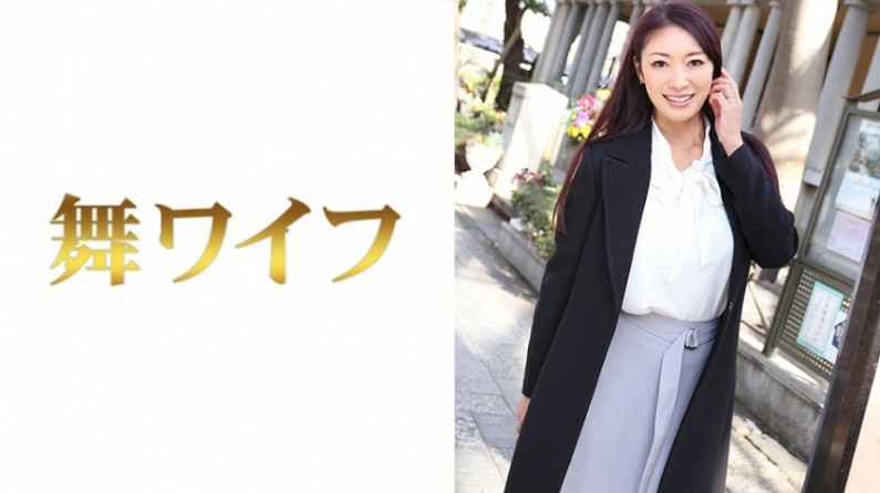 最喜欢和她肛交了，她说肛交很舒服