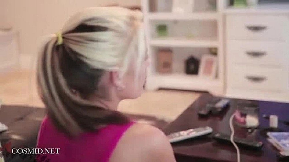 反差婊福利視頻1 Part E947