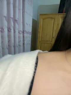 5.8K 33:02HD【抖阴传媒】dybc008 女友的妹妹对我说土味情话梁幂