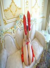 「我的繼母會教我如何像成年人一樣接吻 」一位性感的繼母奪走了她丈夫無辜繼女的嘴唇和貞操 Mariko Furuto 古東まりこ