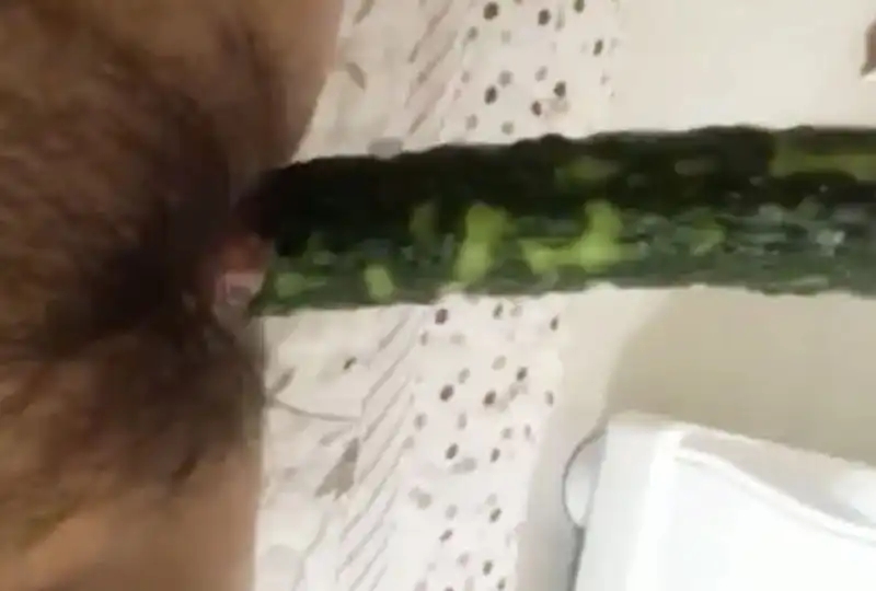 [MP4 1.33G] [中文字幕] SCPX528 內衣模特媽媽的魅力讓人忍不住沉迷於中出性愛的兒子們