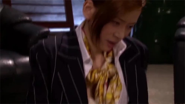 [無碼]fc2ppv 4785144 11 2之前半价！[无 半生]一位可爱娇小、身材如偶像般的好女人又来到我们店了。今天的味道也很好闻。 FC2电子市场