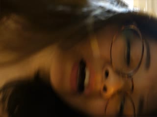 禦姐着衣上位中出對鏡拍攝