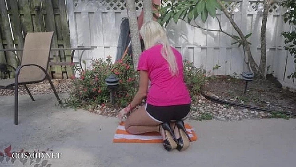 刺激！SM绝美校花纯欲母狗 菠萝吹吹 骚出天际85部合集第四弹14