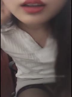 她在异国度过了一周，享受了一生中最美妙的性爱