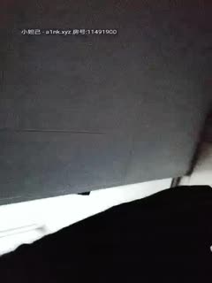 MM053野外露出吴梦梦