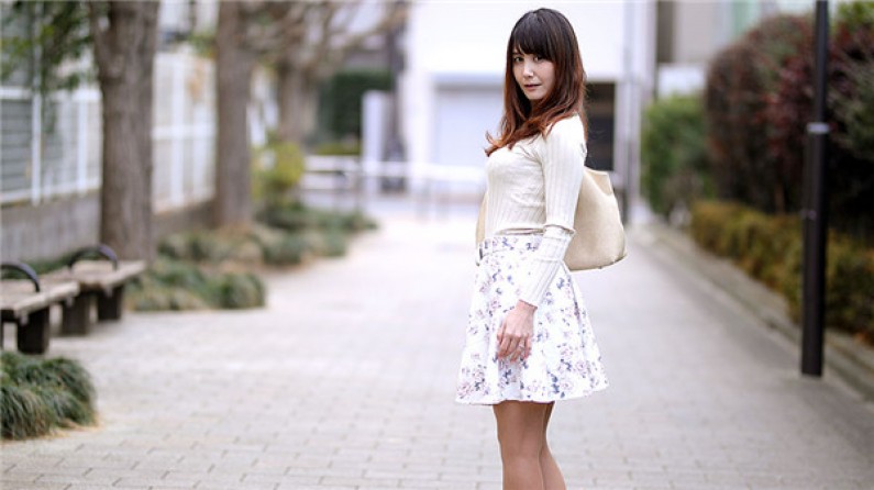 轩子老师黑丝美腿 直播在线舔耳