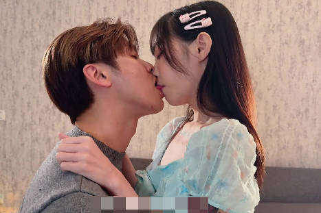 EdMosaic02-14窒息式性爱限制大脑供氧的行为窒息的瞬间子宫高度收缩得到性快感小嫣三度被干到昏厥